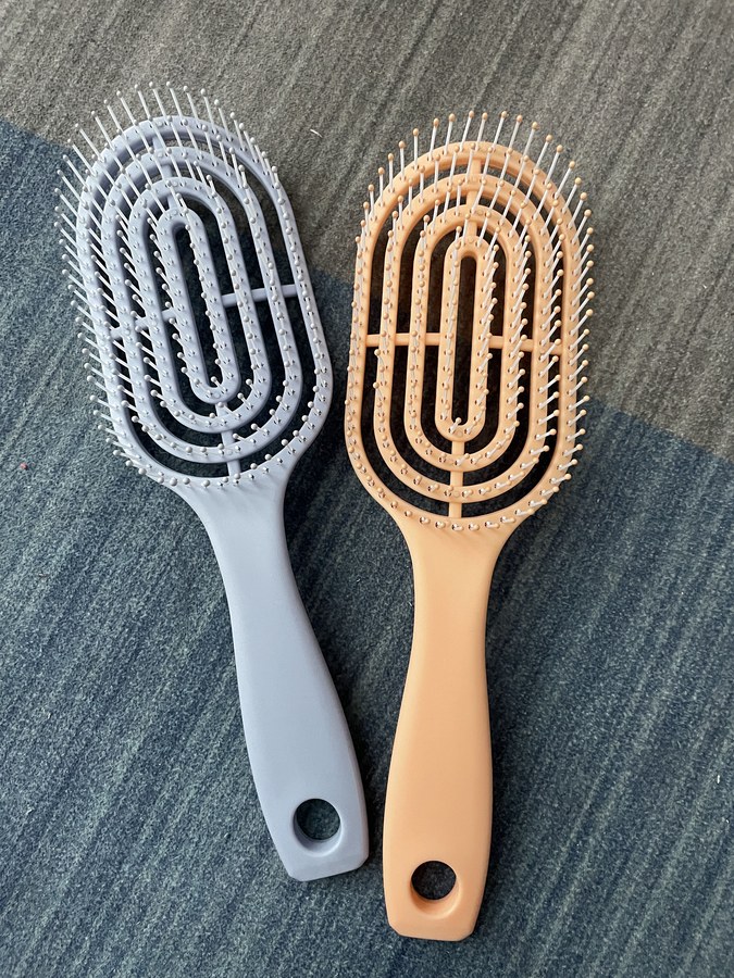 Plastic Hair Brush WDH3361 - plastic hair brush view 2